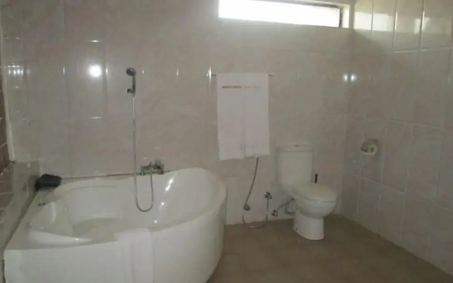 Idrinana Hotels