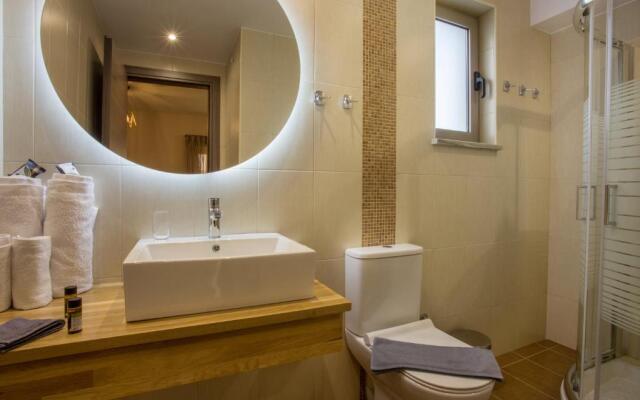 Vardians Villas & Suites
