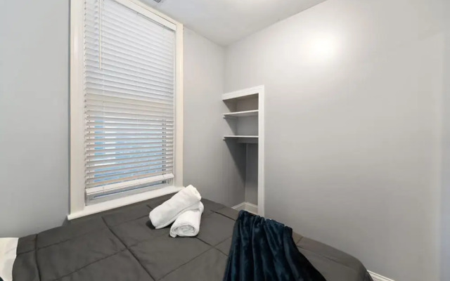 Stylish 2BR Urban Retreat in River West