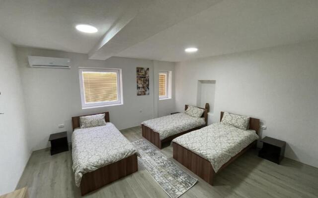 Vila 5
