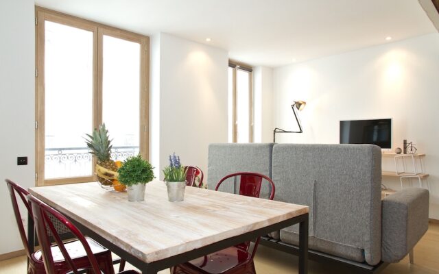 St. Germain des Pres Mabillon Apartment