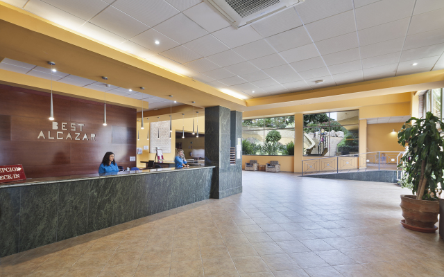 Отель Best Alcazar