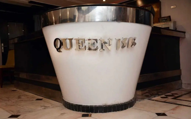 Queen Isis Floating Hotel