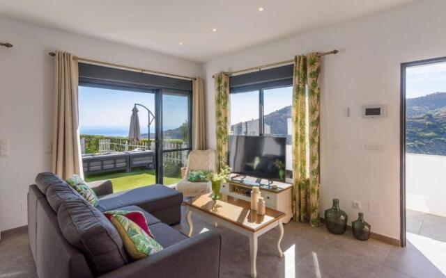 Finca Lucio Torrox by Ruralidays