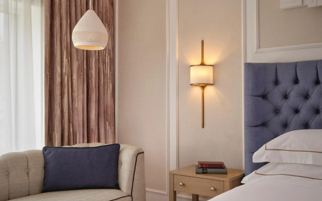 The College Green Hotel Dublin, Autograph Collection