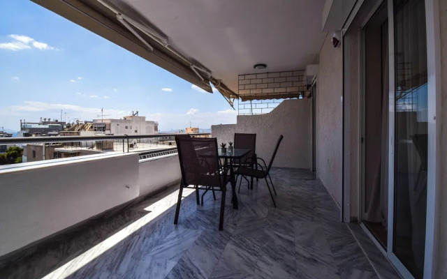 Alimos Luxury 3 Bd Apt w Stunning Views