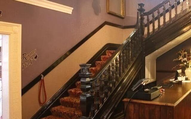 Dukeries Lodge Hotel