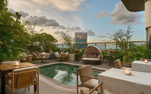 The Peninsula Phnom Penh