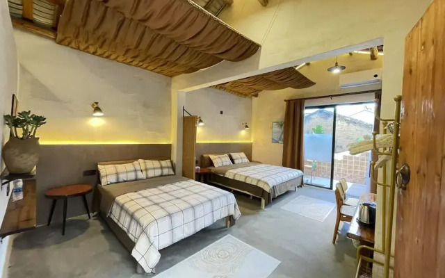 Serenity Courtyard Hotel