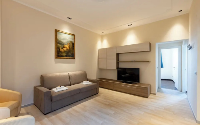 Pleasant 2BR flat next to Genoa Port