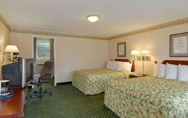 Tru by Hilton Concord