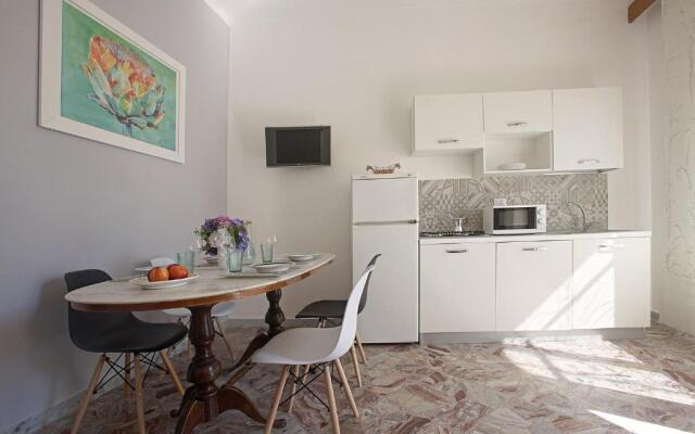 Ciraccio Apartments