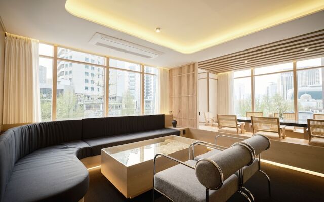 UH Suite Seoul Deoksugung