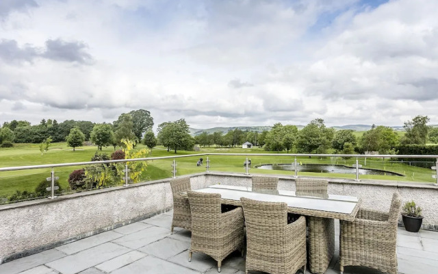 The Penthouse @ Carus Green