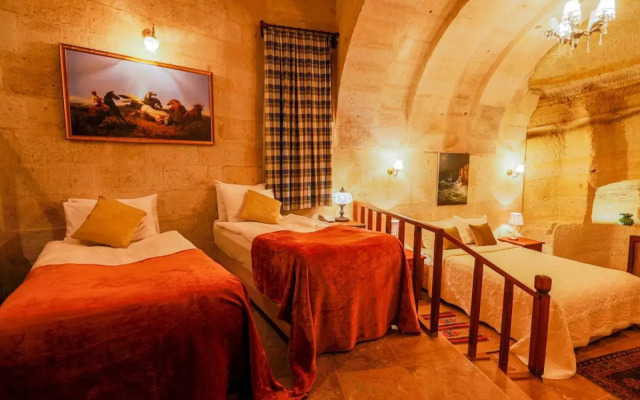 Sinasos Palace Cave Hotel