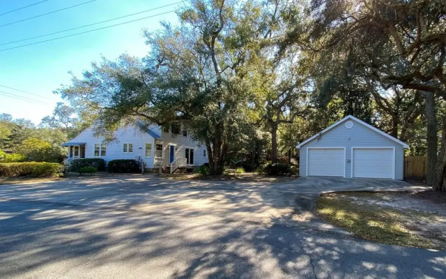 Carried Away 4 Bedroom Home