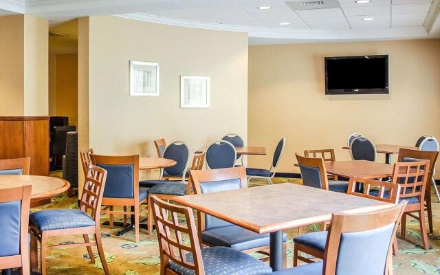 Comfort Suites Lancaster Amish Country