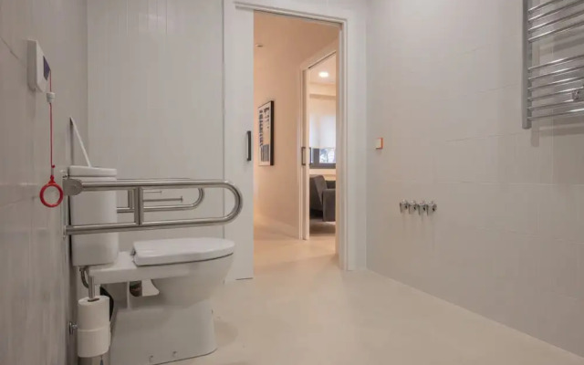 M Del29 1 1 Almudena Tu Escapada Urbana con air