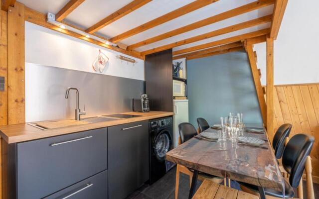 Cosy 40m With Balcony In The Heart Of Chamonix