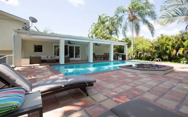 Tropical Oasis Estate