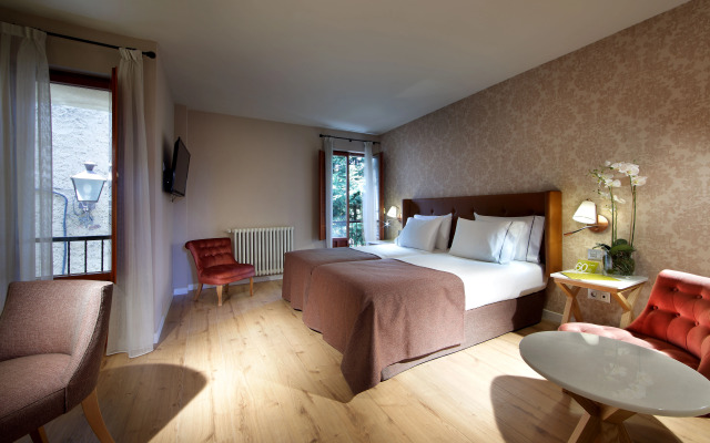 Exe Casa de Los Linajes