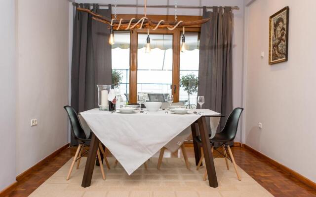 Théa Apartment