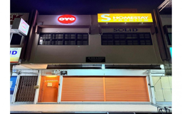 Hotel O S Homestay Premium
