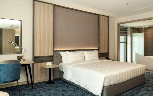 Wyndham Garden Legend Halong