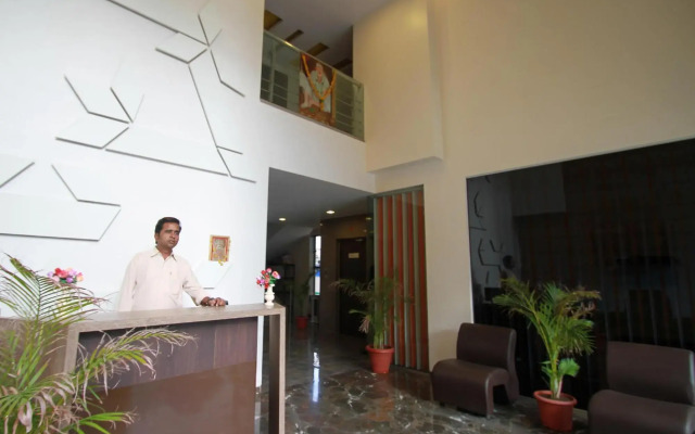 Hotel Sai Dwarka Palace