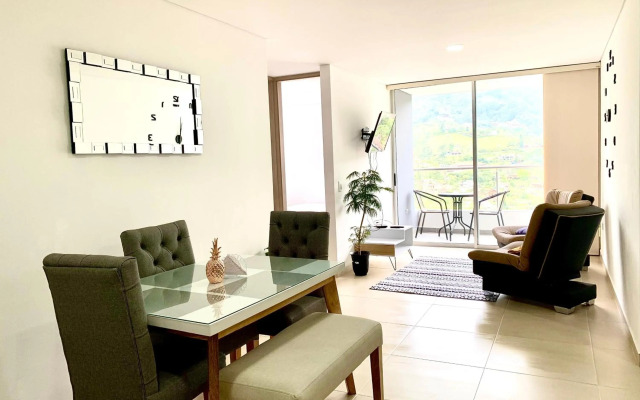 CE26 Beautifull Apartment and Parking