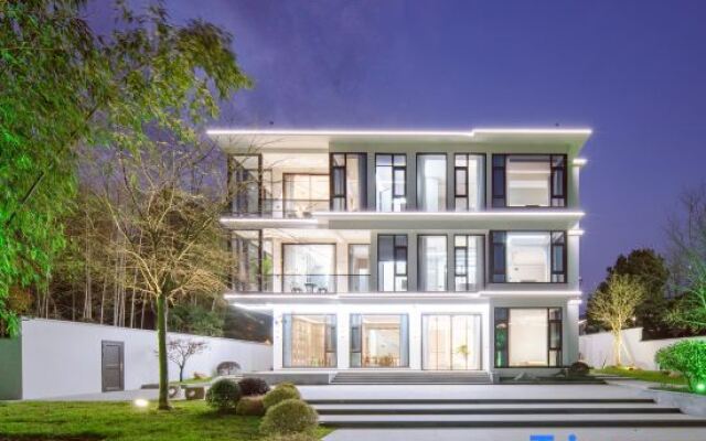 Changxing Manju B & B