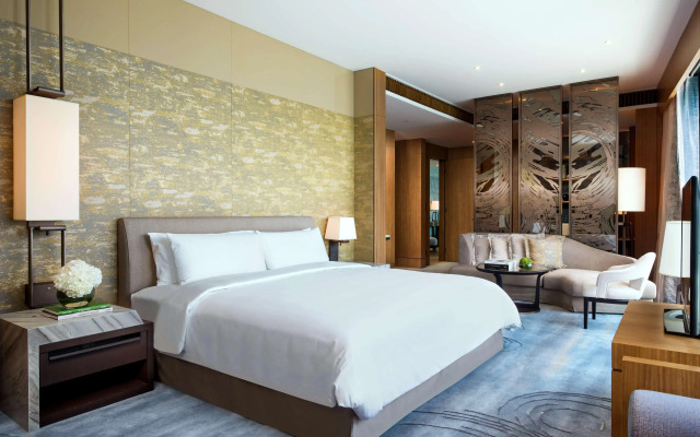 Kerry Hotel Hong Kong by Shangri-la