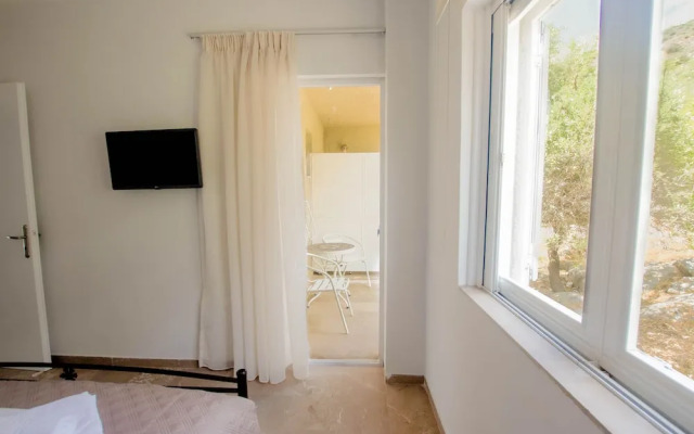 Akrotopi Apartments