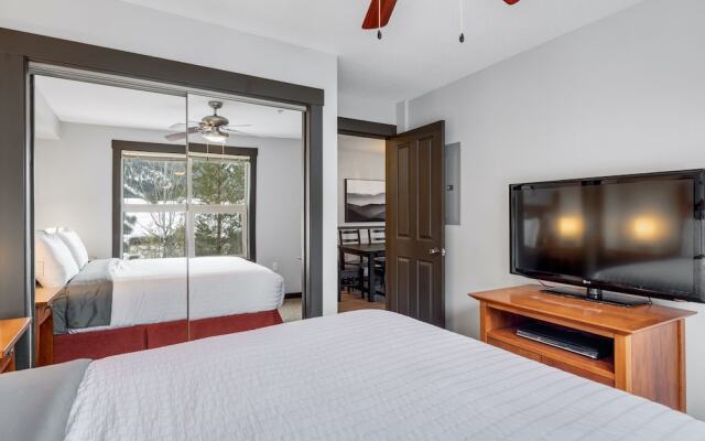 LARGE 2-Br 2-Ba | Ski In/Out | Pool & Hot Tubs | Central Upper Village Location