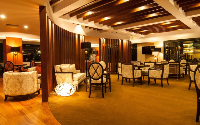 Dusit Thani Manila