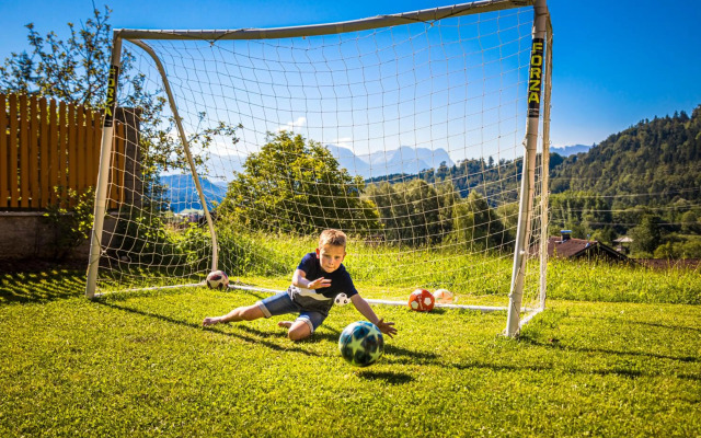 Apartment Motzenhof - Stadtnähe Salzburg - modernes Bauernhoferlebnis inklusive