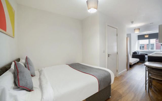OYO Vincent Apartments