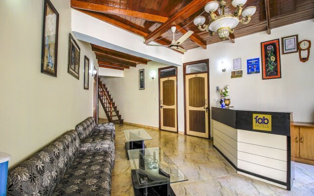 FabHotel Moon II