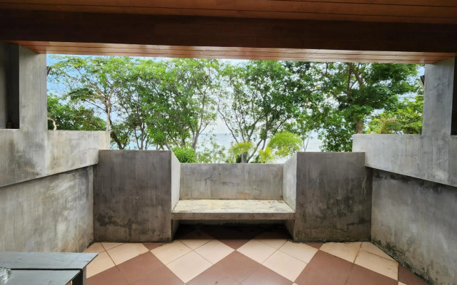 Haadson Resort