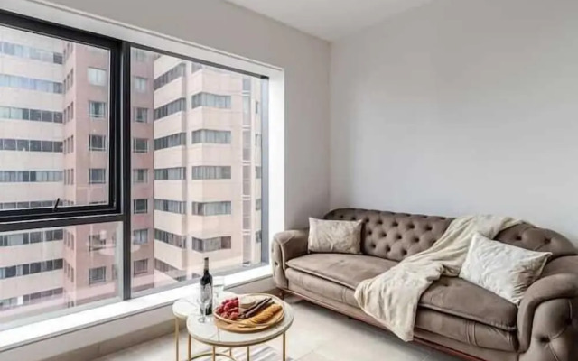 The Rubik Deluxe Apartment