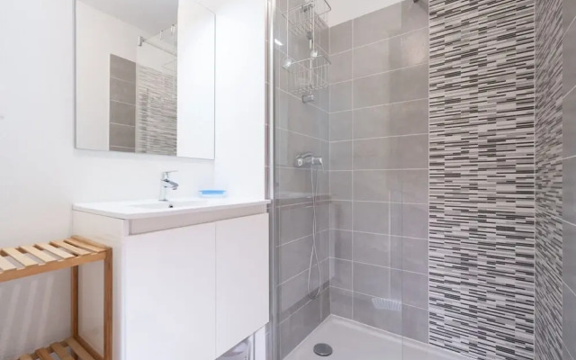 Villa in Valras-plage Near Sandy Beach