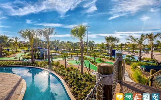 Tvpm-4263pd/sl 5 Bedroom Townhouse by RedAwning