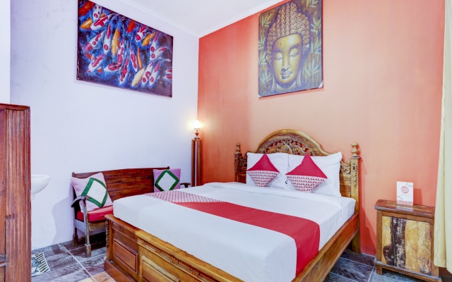 OYO 90363 Nira Guest House Sanur Bali