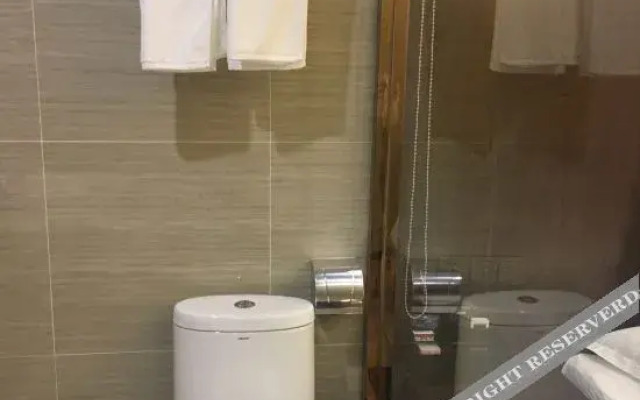 Baoshan Shenghong Hotel