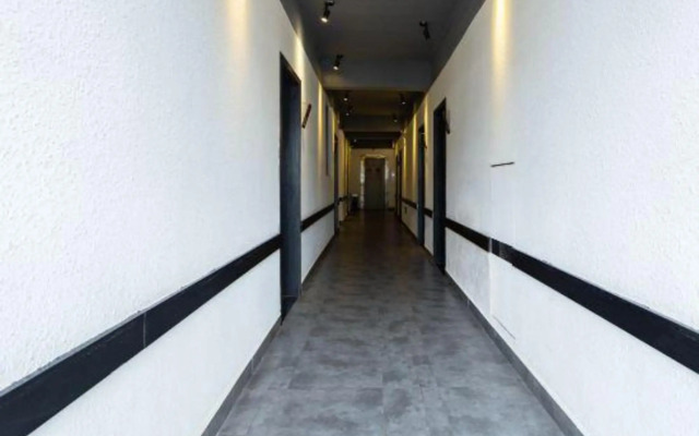 Comma Travel International Youth Hotel