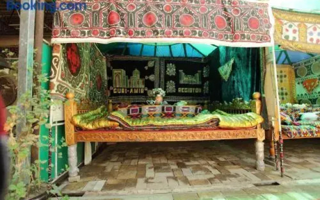 Furkat Guest House
