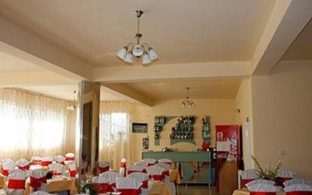 Hotel Corola