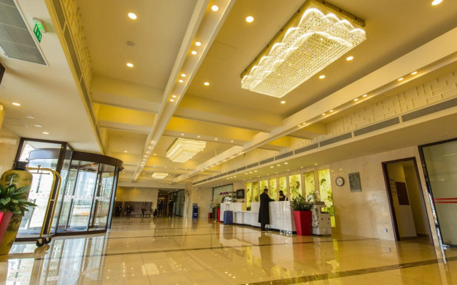 Huatian Chinagora Hotel