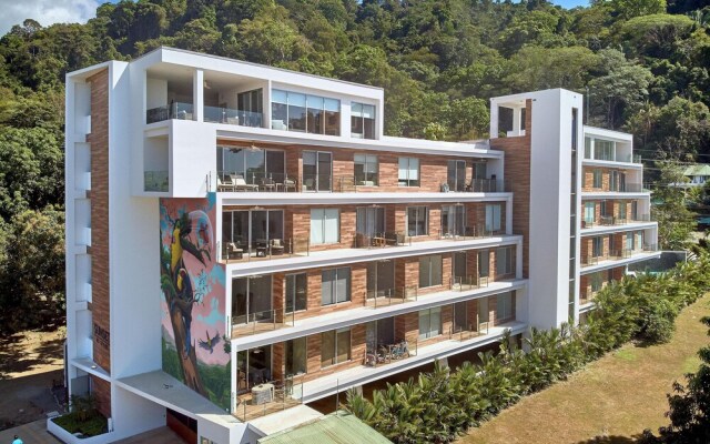 Sunset Blvd 404 2 Bedroom Condo