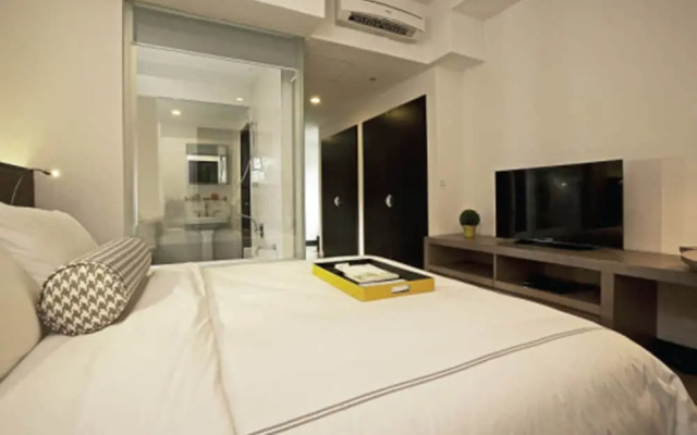 Le Mansion Senopati Hotel